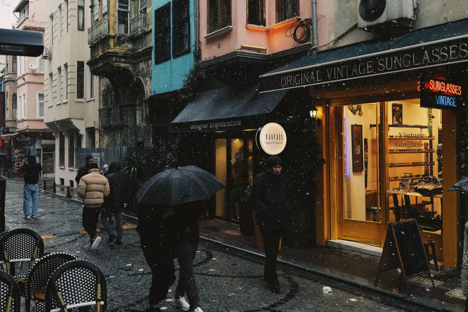 Cresaptown — window installation
